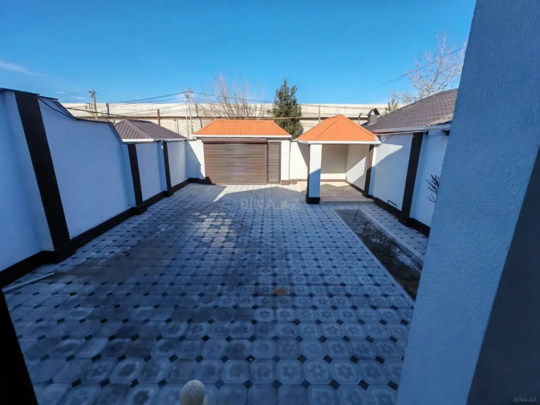 Satılır 4 otaqlı həyət evi 120 m²