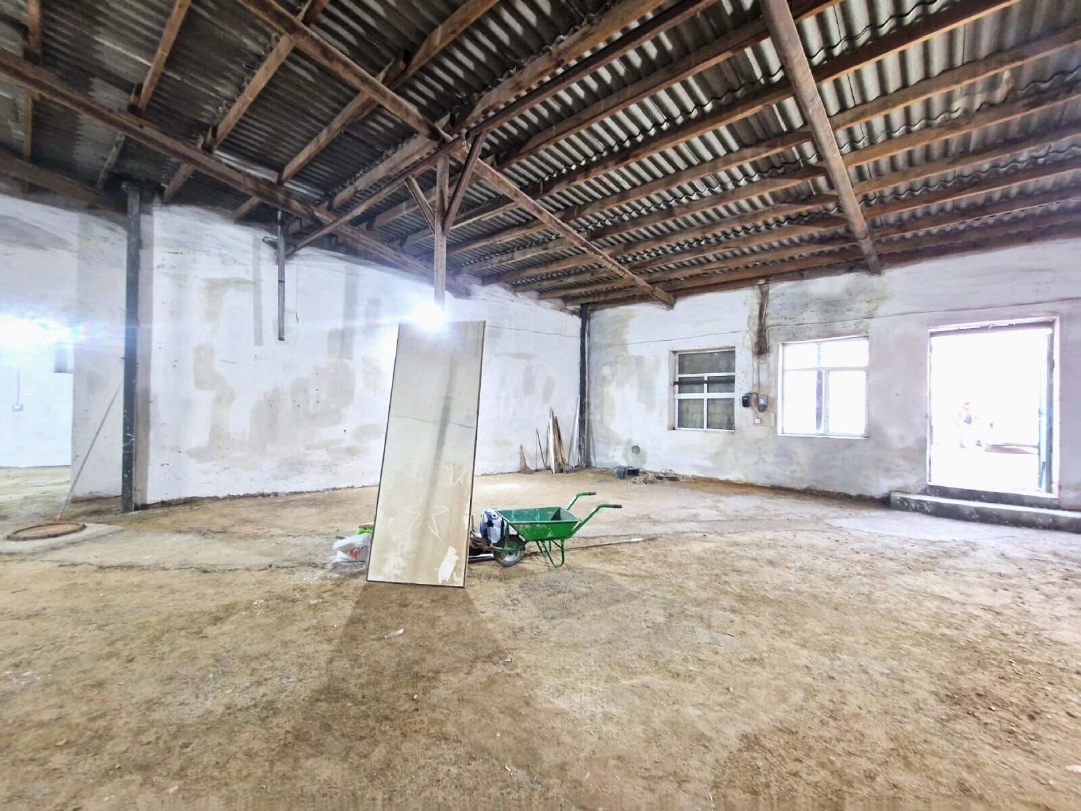 Kirayə verilir obyekt 190 m²