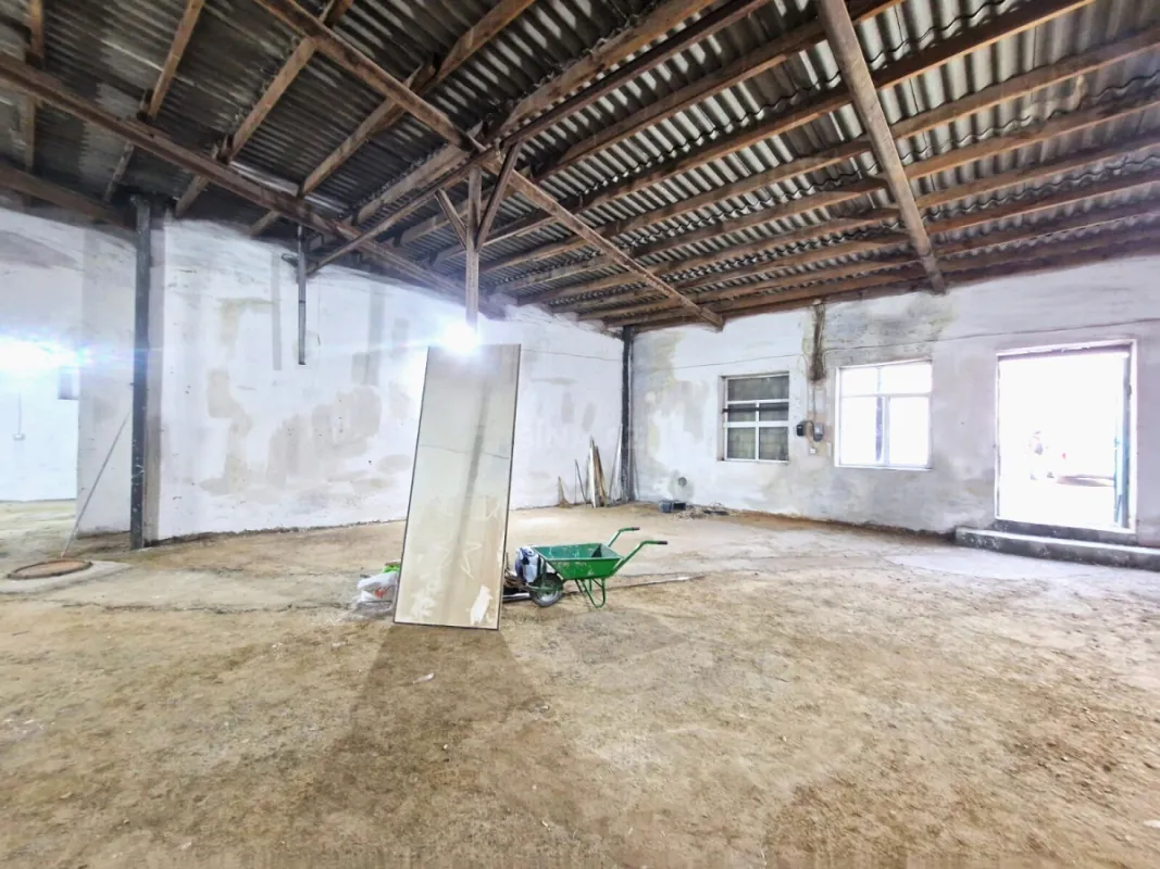 Kirayə verilir obyekt 190 m²