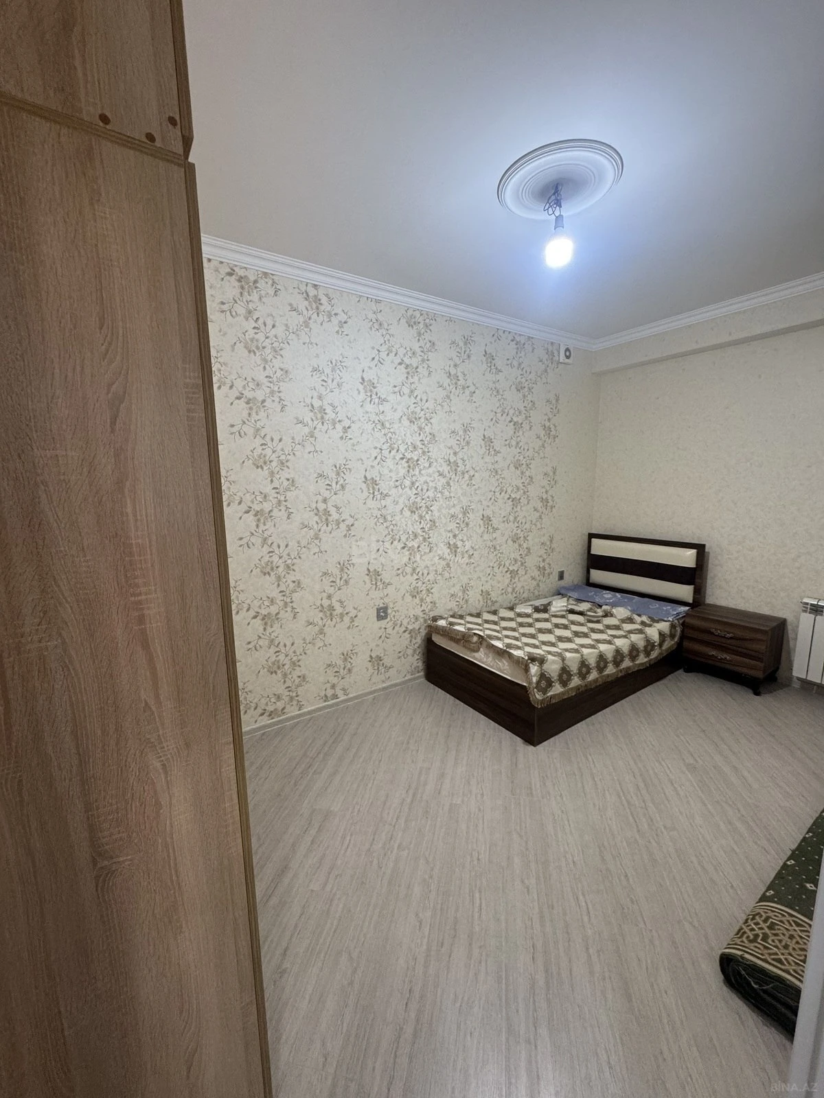 Satılır 3 otaqlı mənzil 82 m²