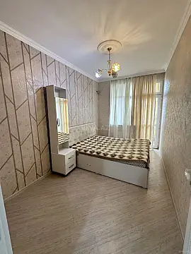 Satılır 3 otaqlı mənzil 82 m²