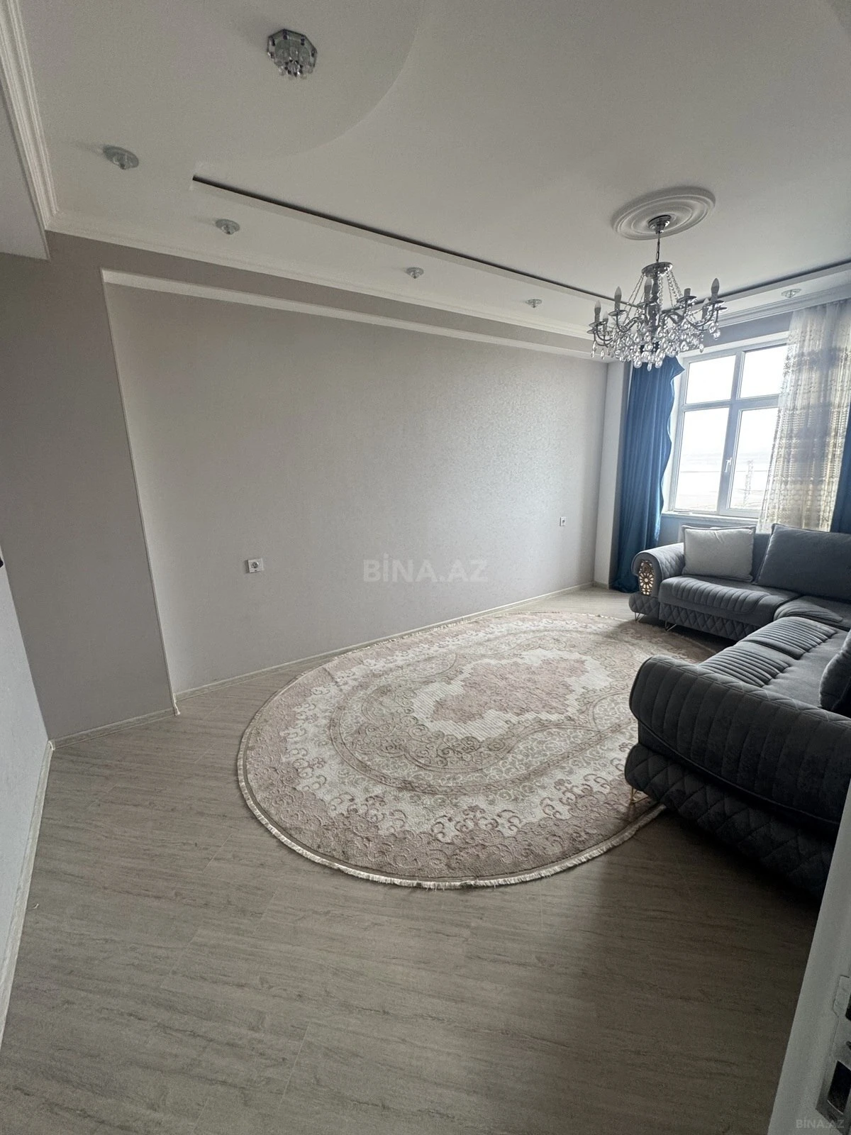 Satılır 3 otaqlı mənzil 82 m²