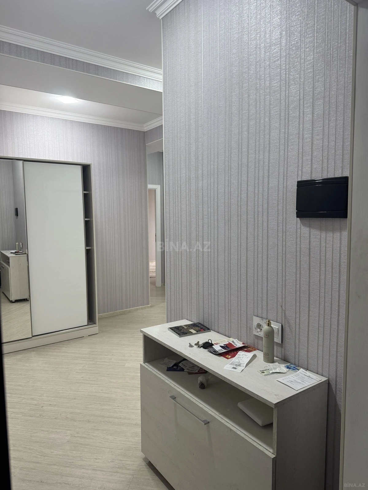 Satılır 3 otaqlı mənzil 82 m²