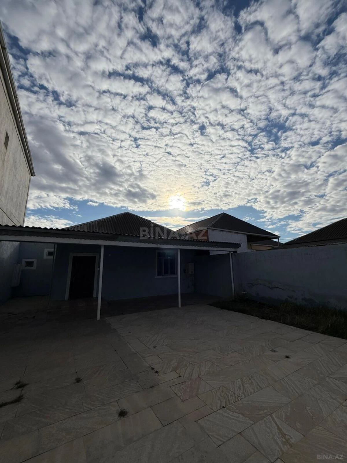 Satılır 4 otaqlı həyət evi 100 m²