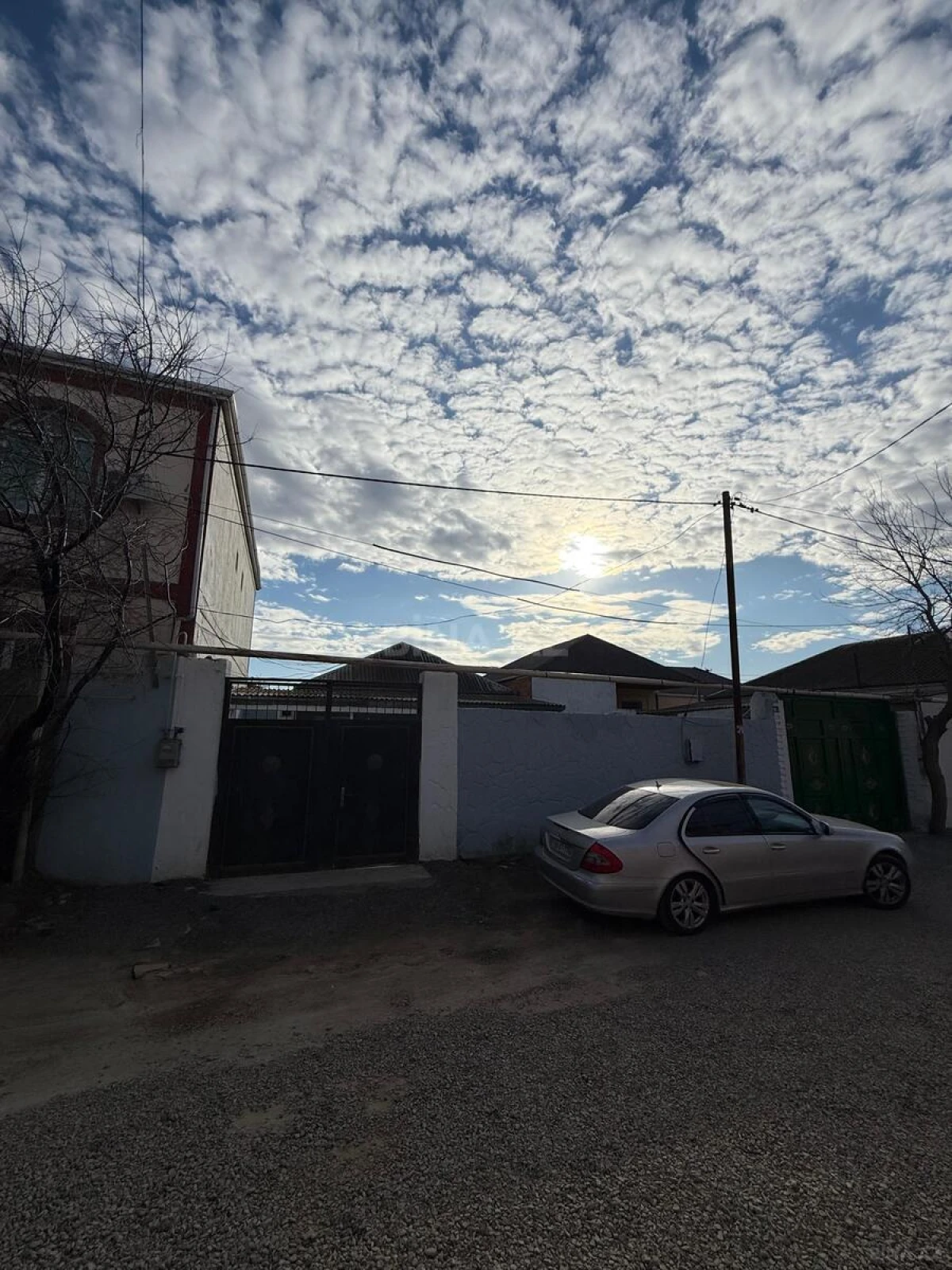 Satılır 4 otaqlı həyət evi 100 m²