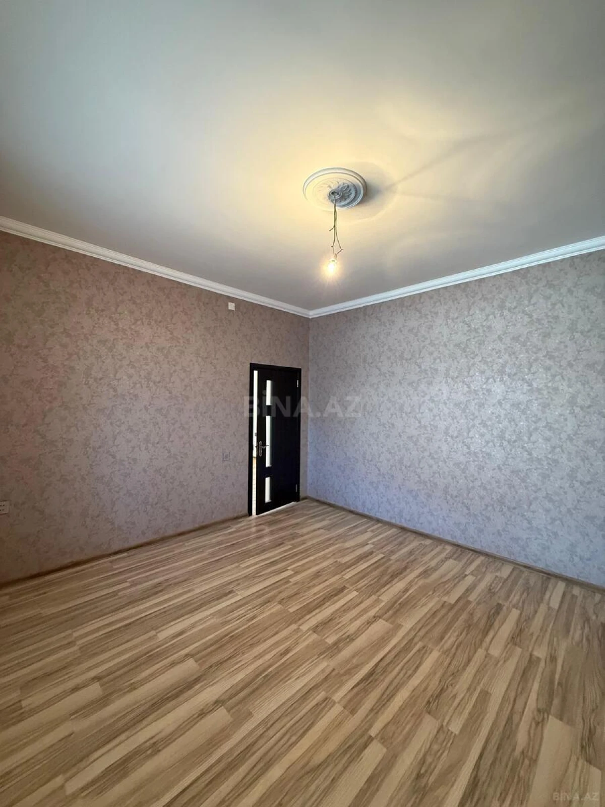 Satılır 4 otaqlı həyət evi 100 m²