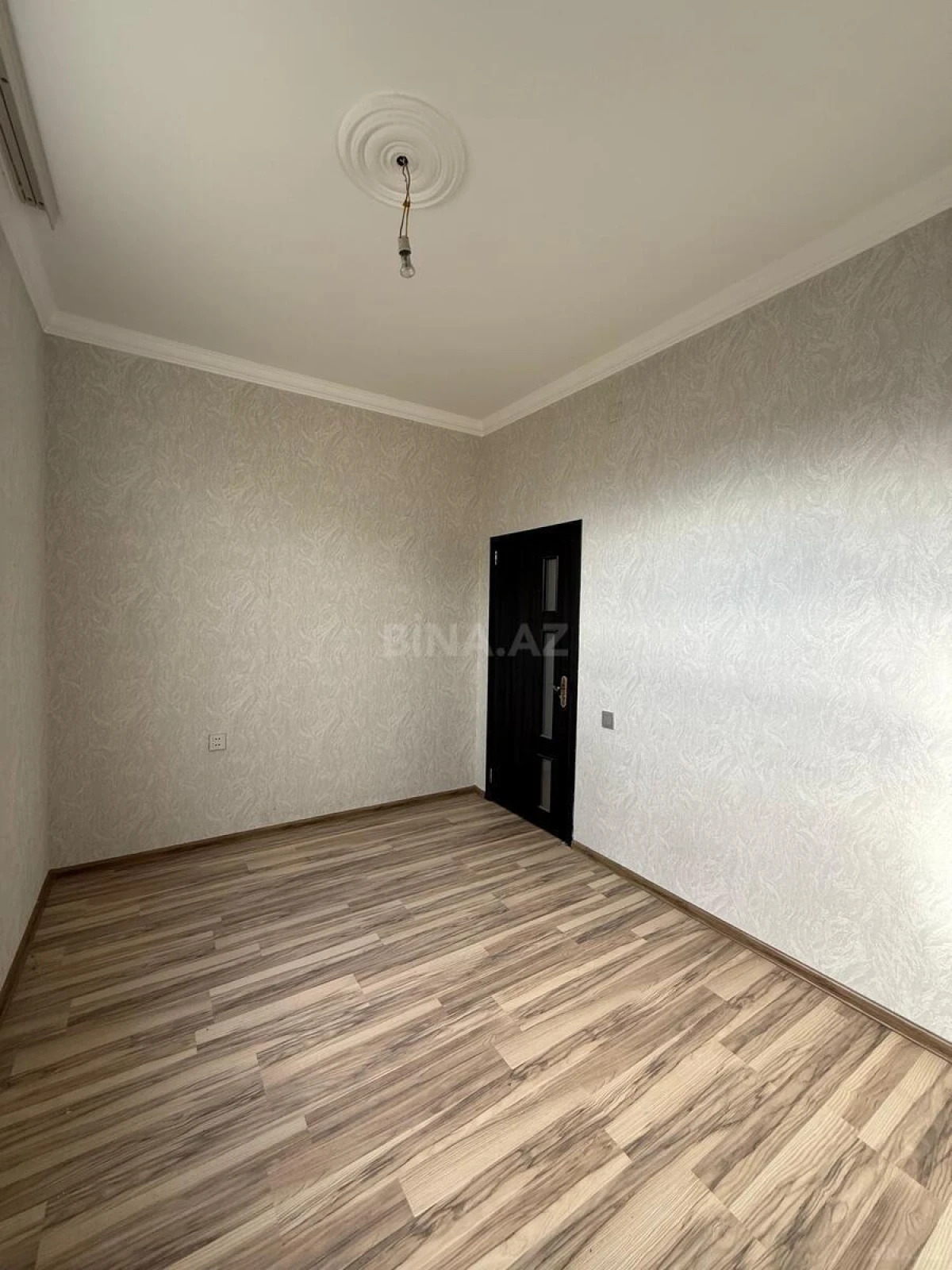 Satılır 4 otaqlı həyət evi 100 m²