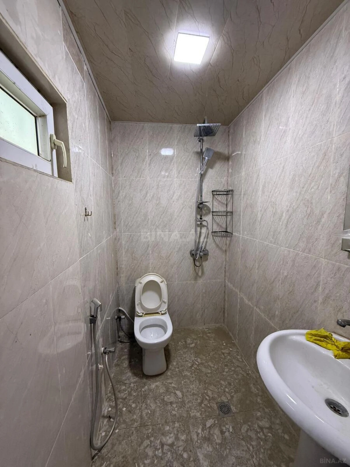 Satılır 4 otaqlı həyət evi 100 m²