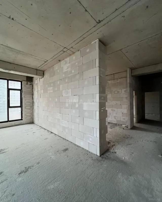 Satılır 3 otaqlı mənzil 148 m²