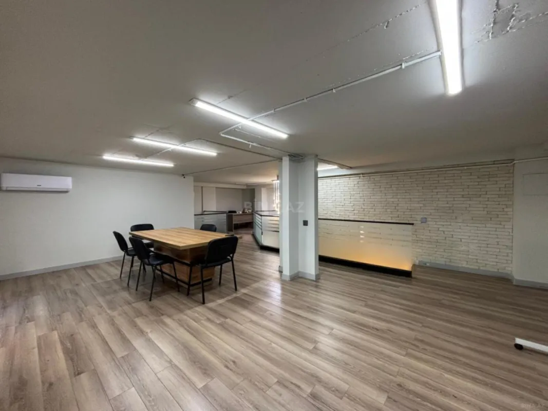 Kirayə verilir obyekt 145 m²