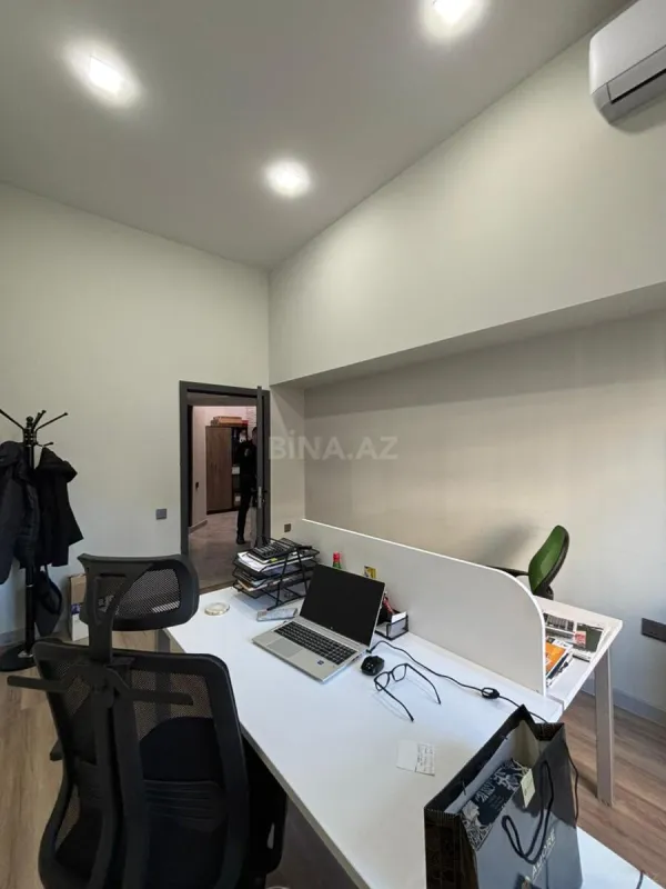 Kirayə verilir obyekt 145 m²