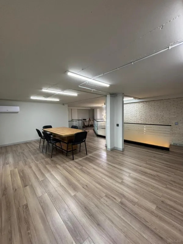Kirayə verilir obyekt 145 m²