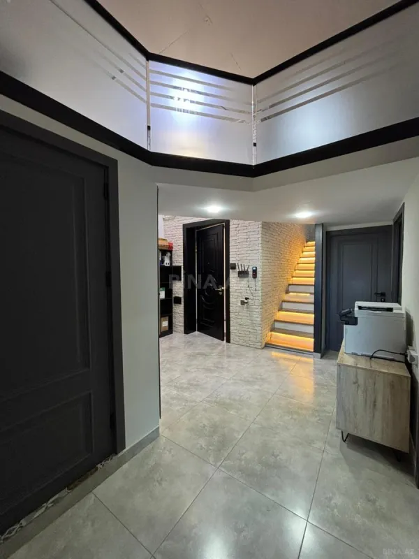 Kirayə verilir obyekt 145 m²