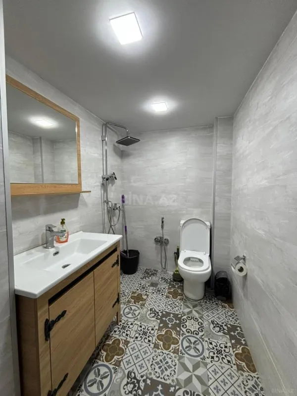 Kirayə verilir obyekt 145 m²