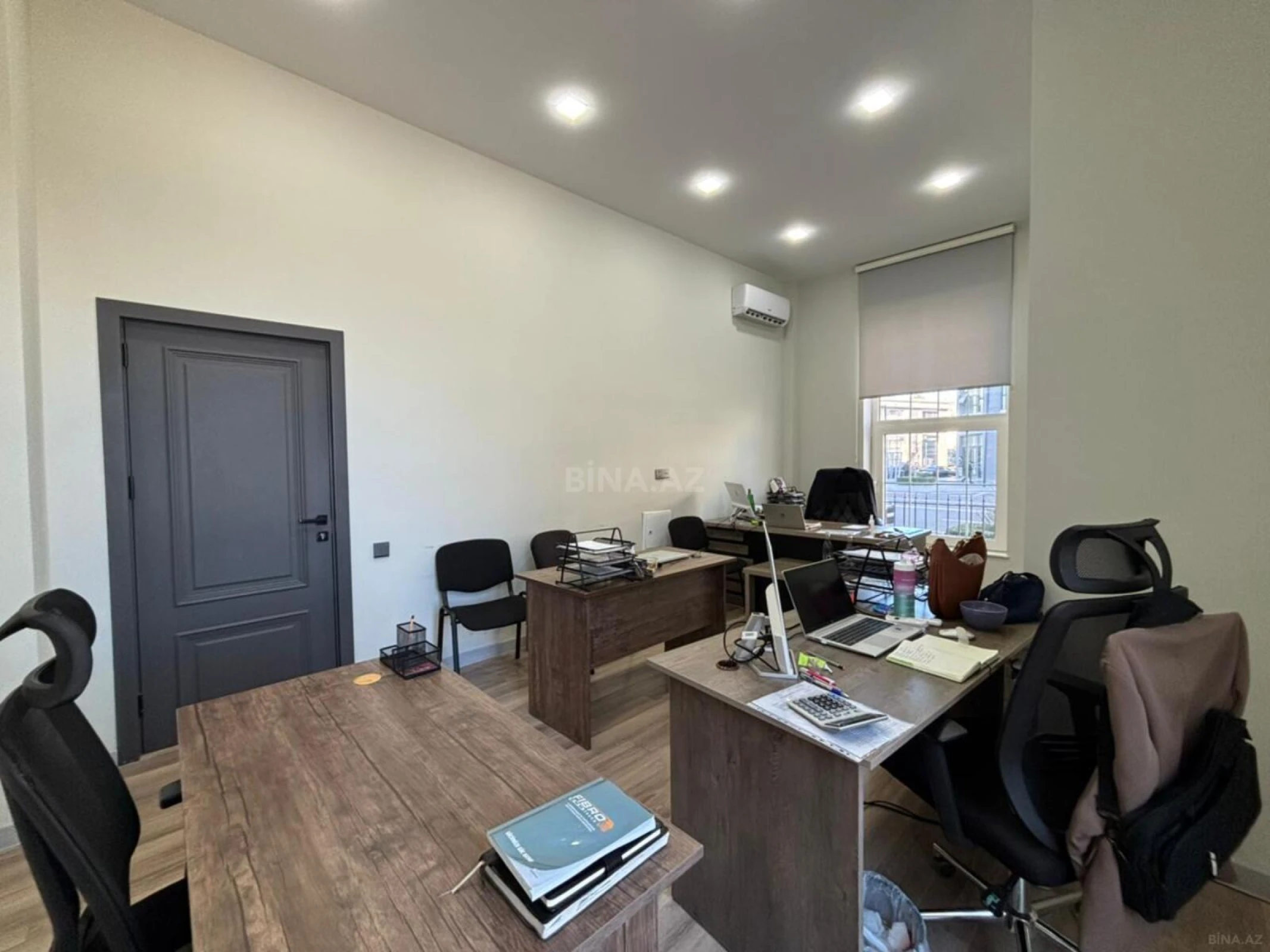 Kirayə verilir obyekt 145 m²