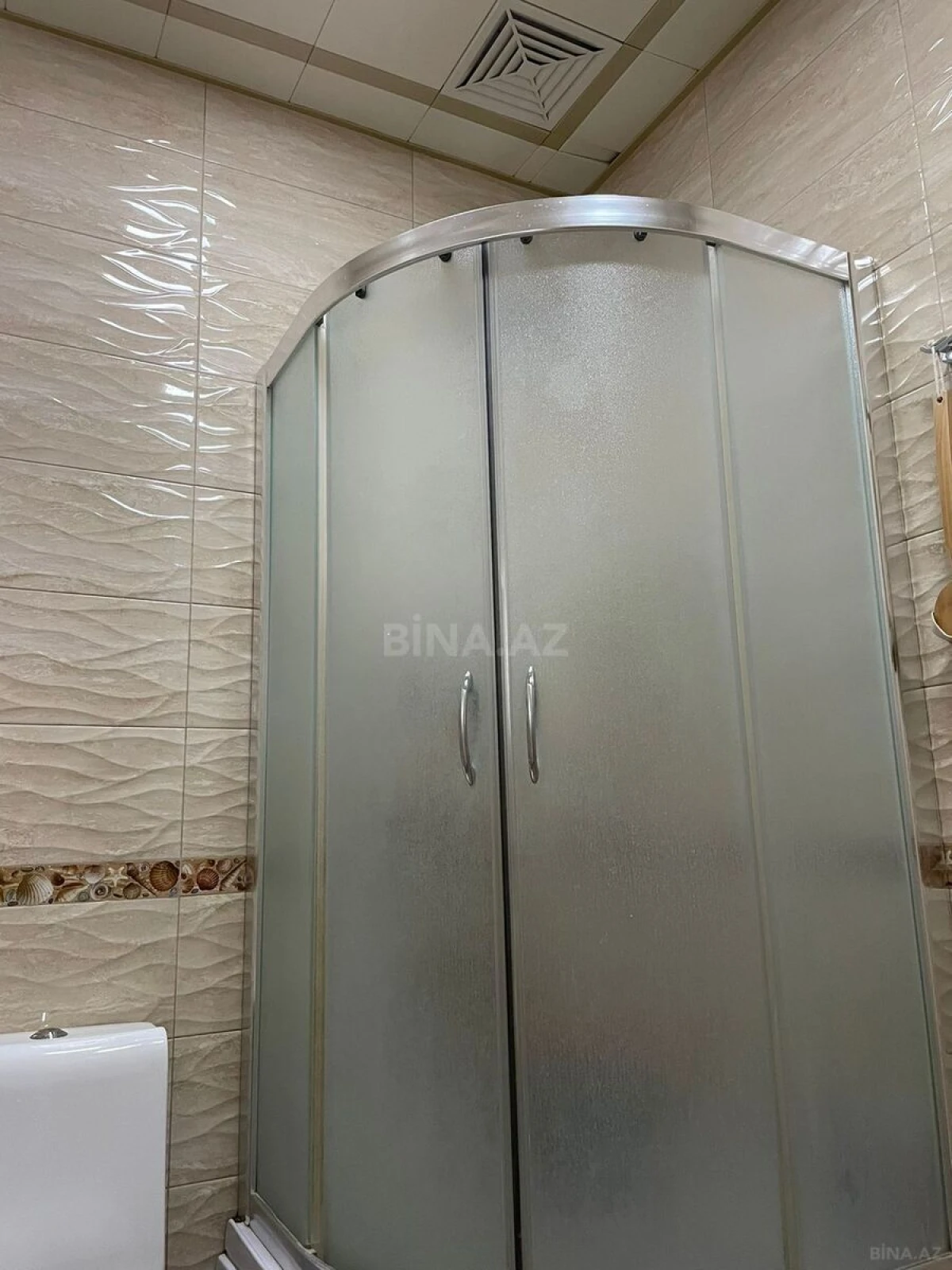 Satılır 2 otaqlı mənzil 70 m²