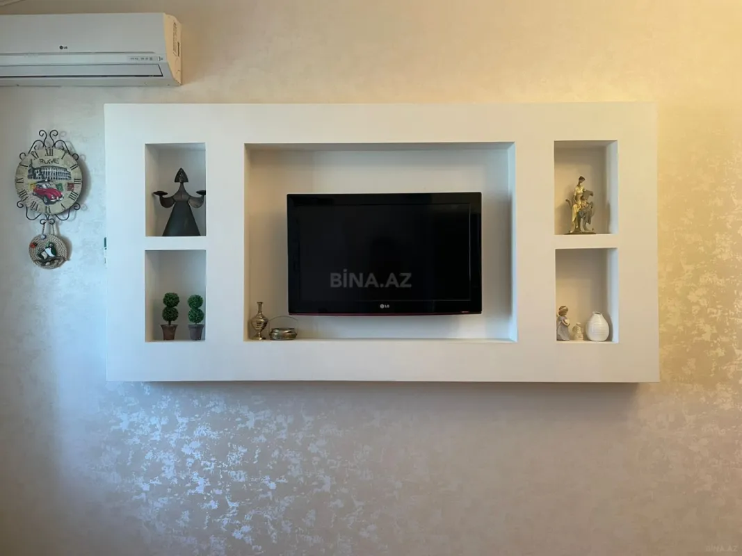 Satılır 2 otaqlı mənzil 70 m²