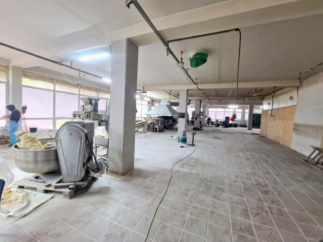 Kirayə verilir obyekt 1000 m²