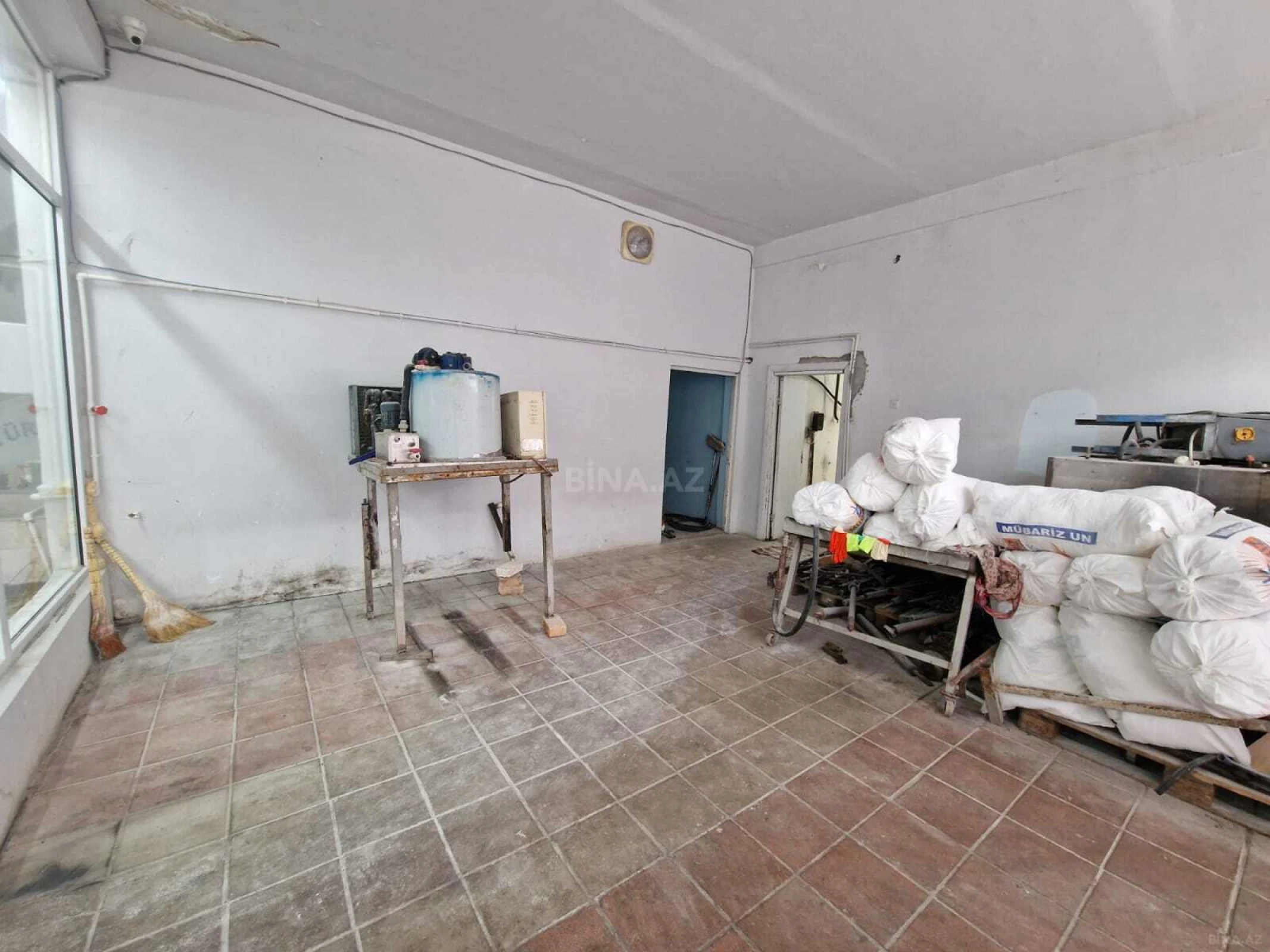 Kirayə verilir obyekt 1000 m²