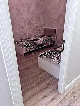 Kirayə verilir 2 otaqlı mənzil 75 m²
