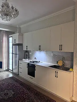 Kirayə verilir 2 otaqlı mənzil 75 m²
