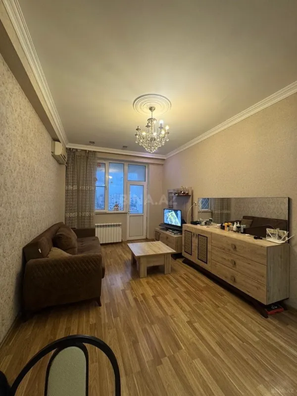 Satılır 2 otaqlı mənzil 65 m²
