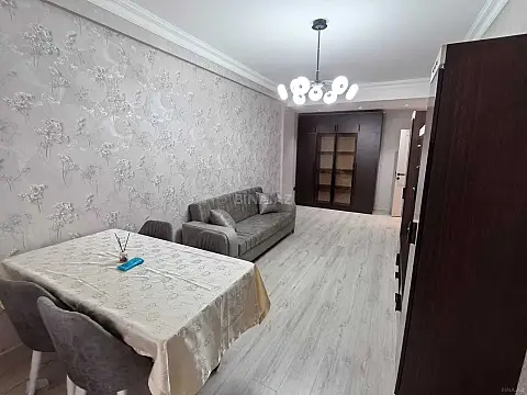 Kirayə verilir 2 otaqlı mənzil 75 m² — Bakı 2 otaq 75.00 m²