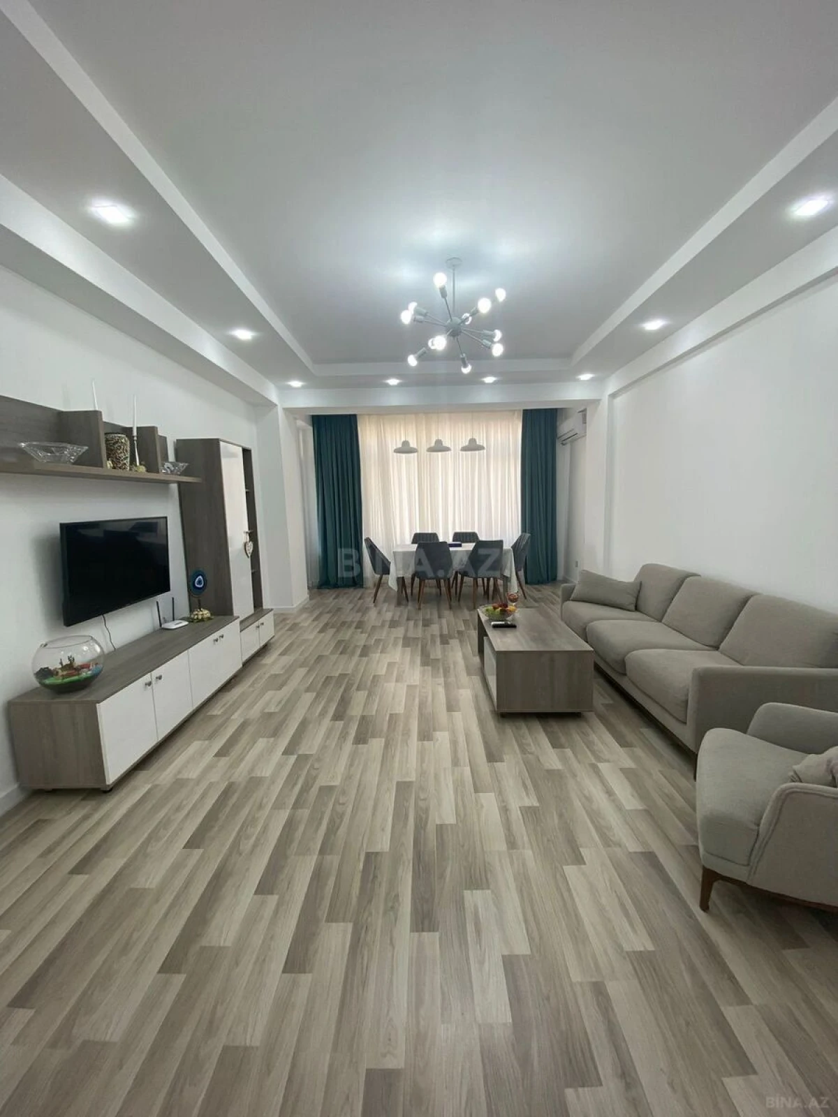 Kirayə verilir 3 otaqlı mənzil 150 m²