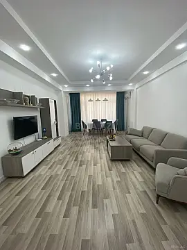 Kirayə verilir 3 otaqlı mənzil 150 m² — Bakı 3 otaq 150.00 m²