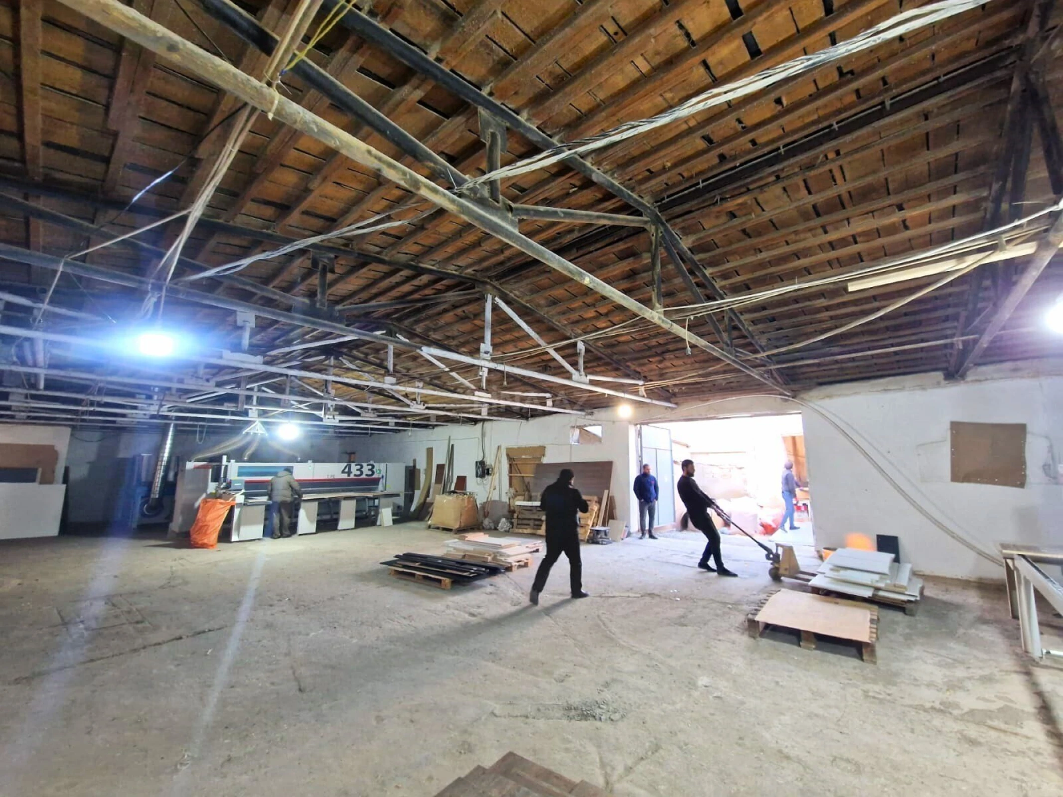 Kirayə verilir obyekt 420 m²