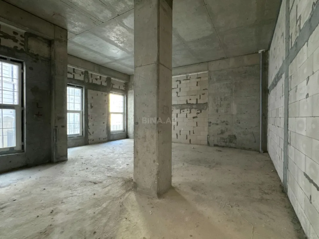 Satılır 3 otaqlı mənzil 93 m²