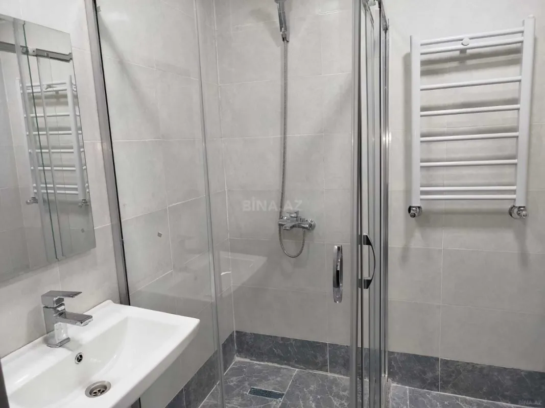 Kirayə verilir 2 otaqlı mənzil 80 m²