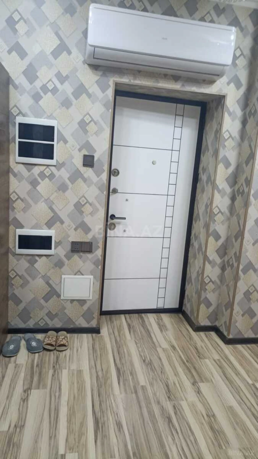 Kirayə verilir 2 otaqlı mənzil 125 m²