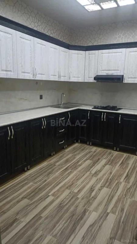 Kirayə verilir 2 otaqlı mənzil 125 m²