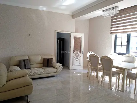 Kirayə verilir 3 otaqlı mənzil 100 m²