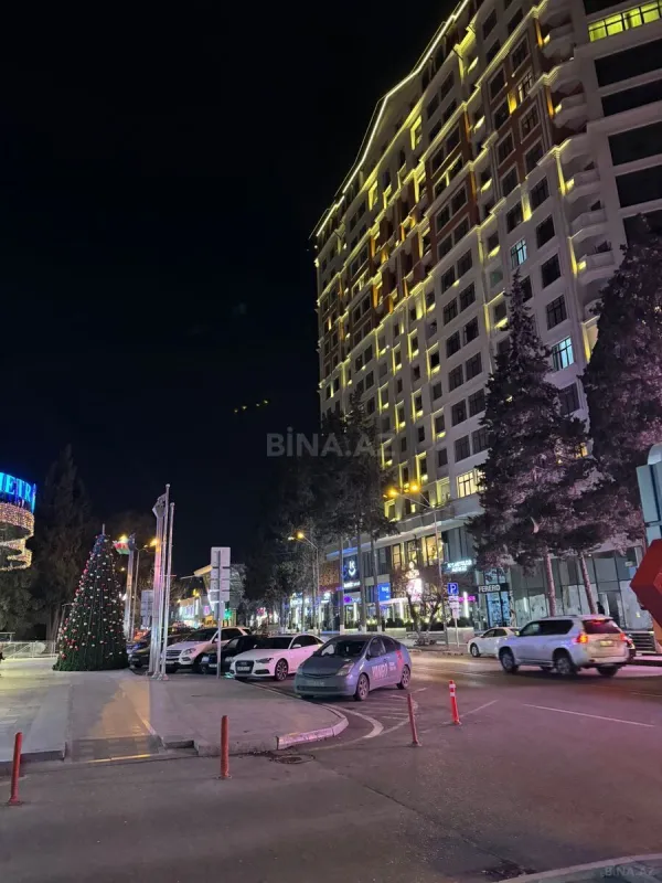 Kirayə verilir 2 otaqlı mənzil 80 m²