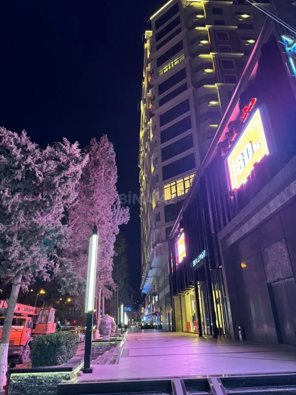 Kirayə verilir 2 otaqlı mənzil 80 m²