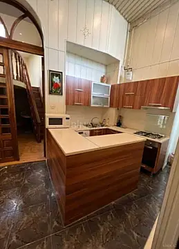 Kirayə verilir 2 otaqlı mənzil 120 m²