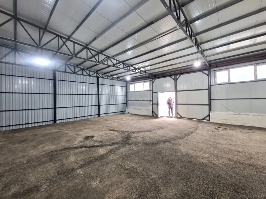 Kirayə verilir obyekt 440 m²