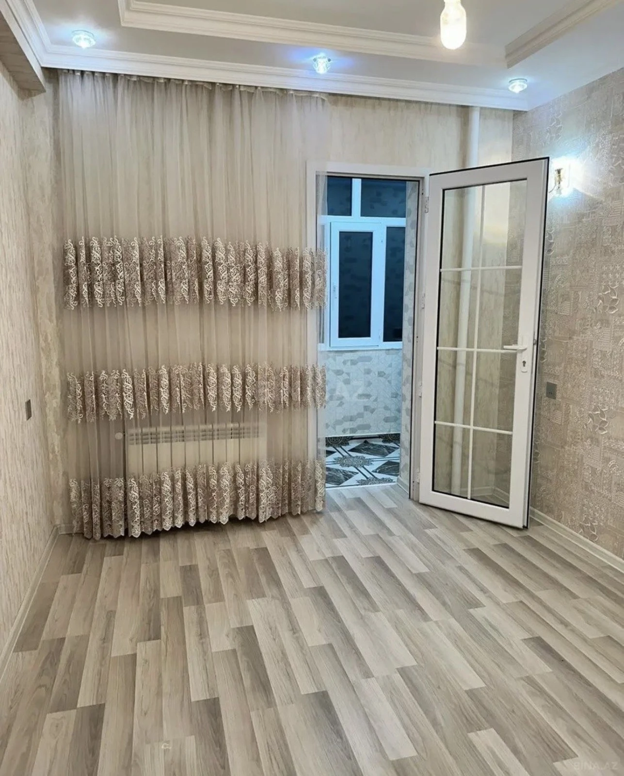 Satılır 2 otaqlı mənzil 60 m²