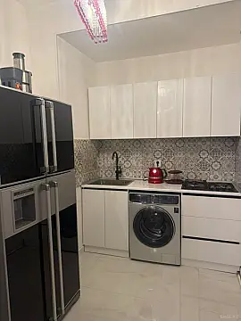 Satılır 3 otaqlı mənzil 91 m²