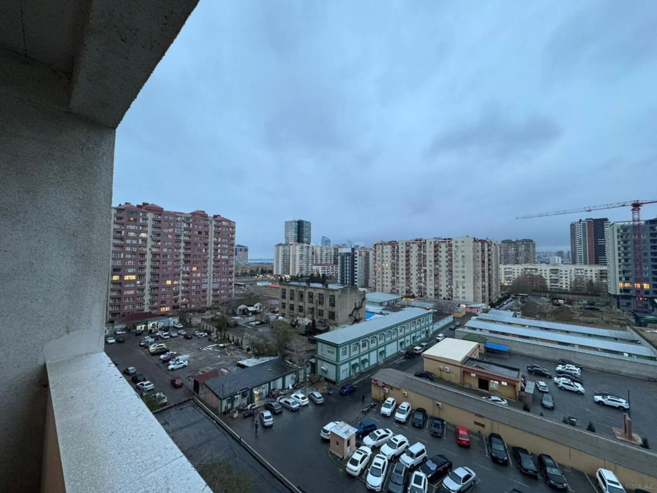 Kirayə verilir 2 otaqlı mənzil 95 m²