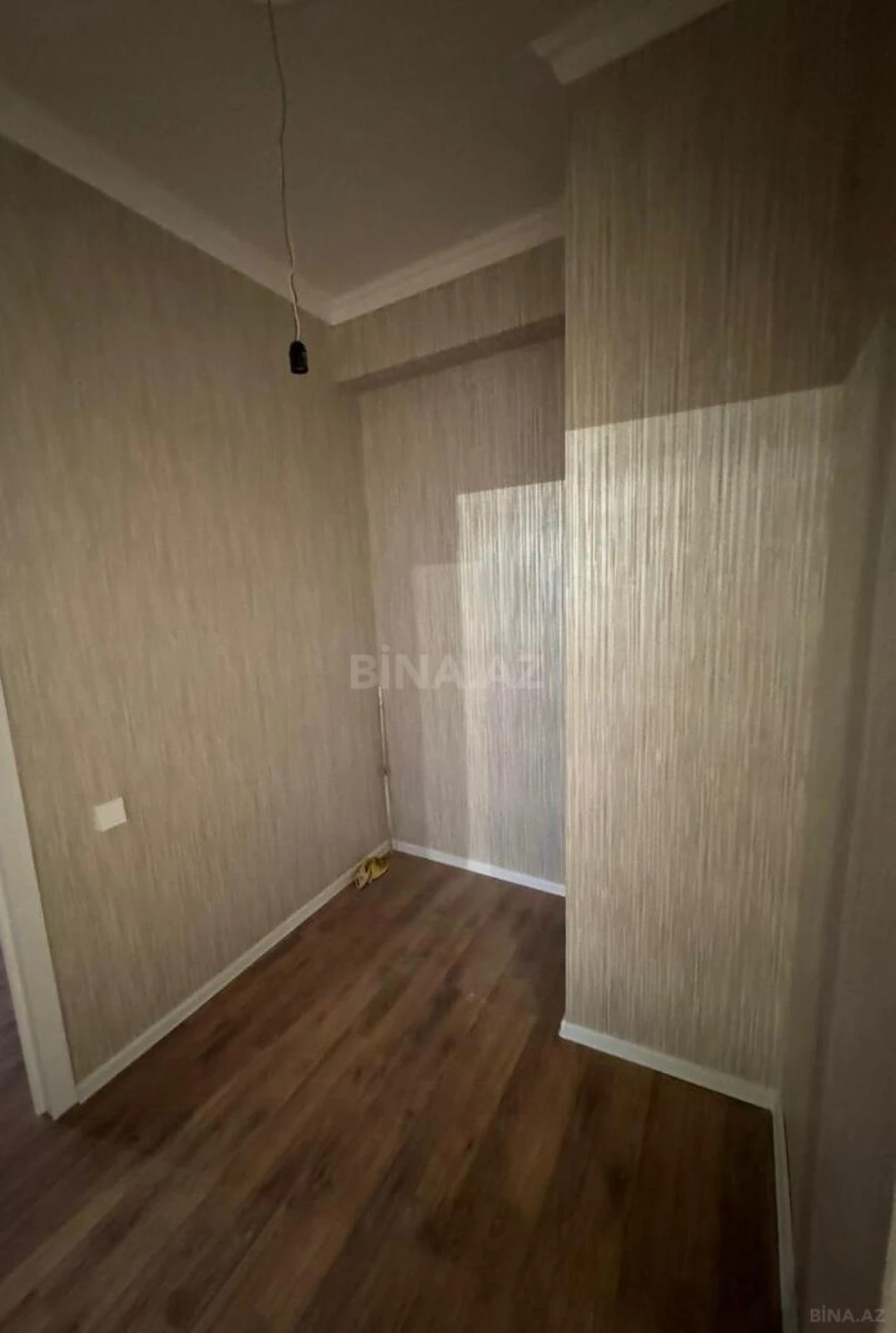 Kirayə verilir 2 otaqlı mənzil 95 m²