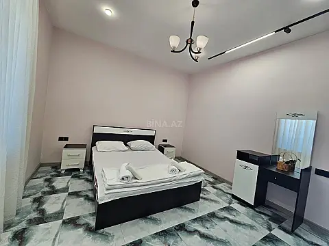 Kirayə verilir 6 otaqlı həyət evi 200 m²