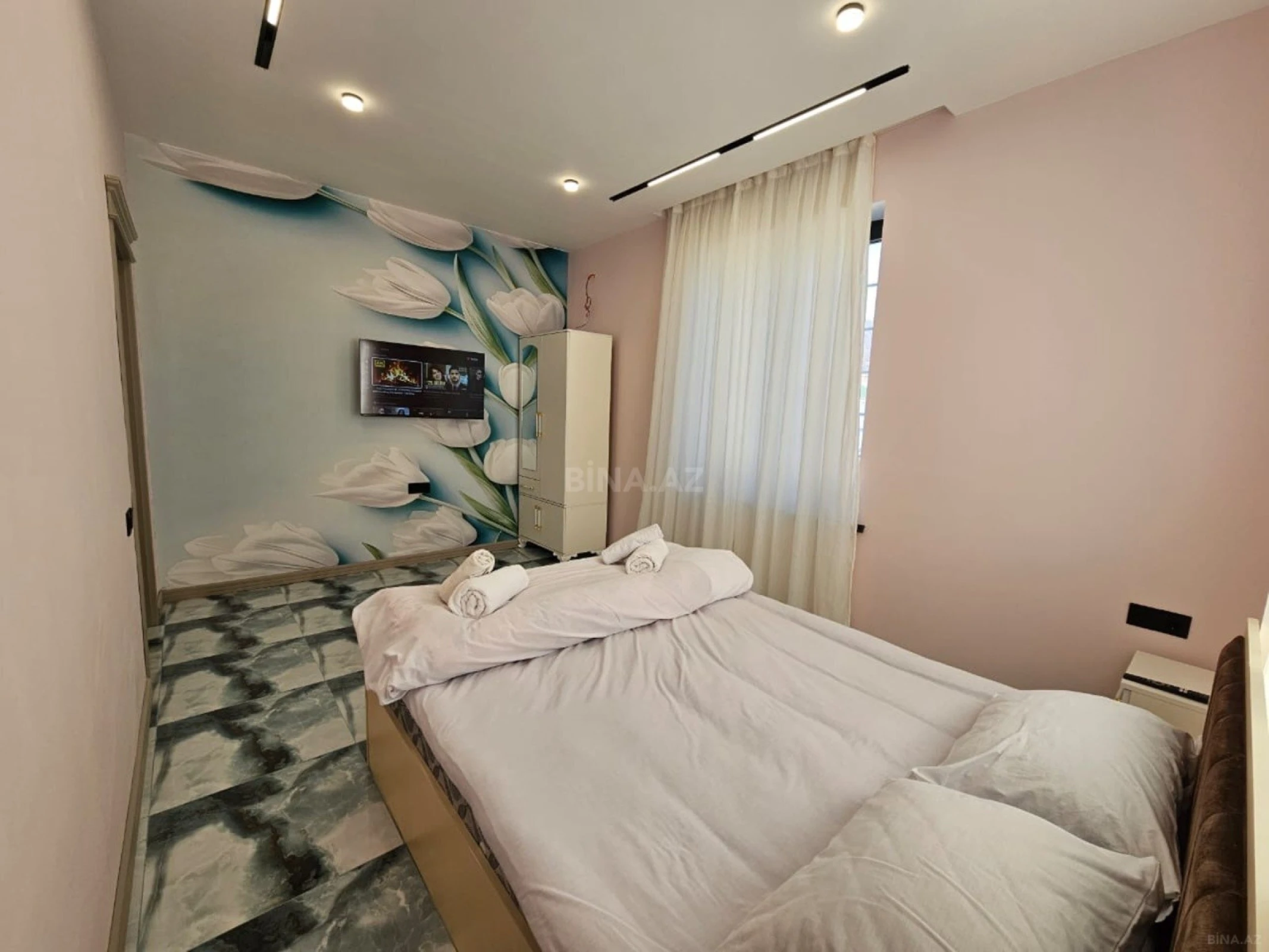 Kirayə verilir 6 otaqlı həyət evi 200 m²