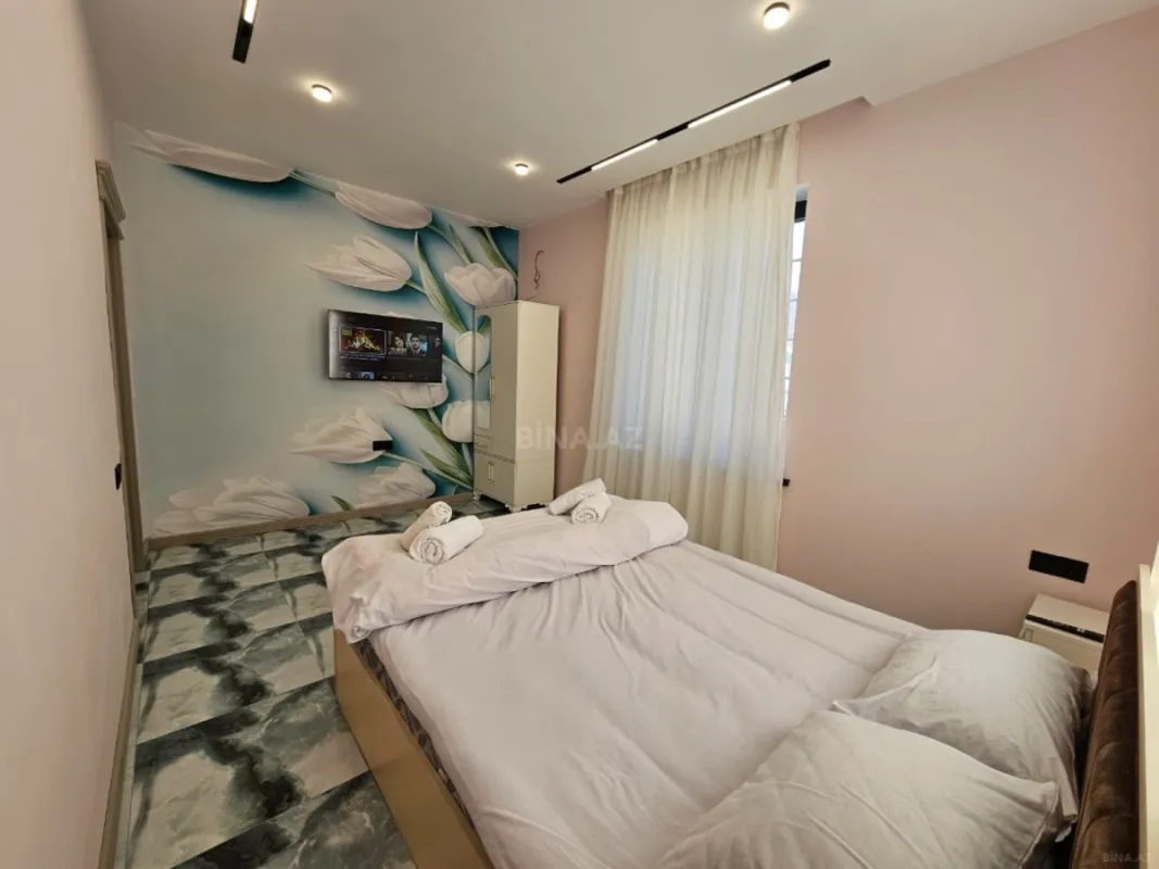 Kirayə verilir 6 otaqlı həyət evi 200 m²