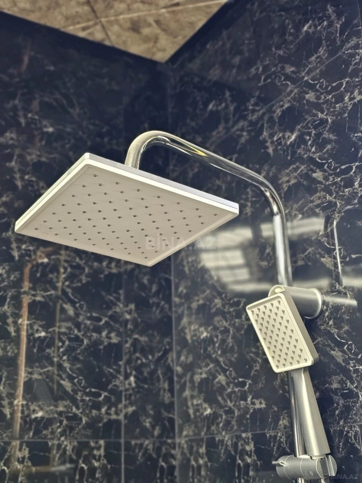 Kirayə verilir 6 otaqlı həyət evi 200 m²