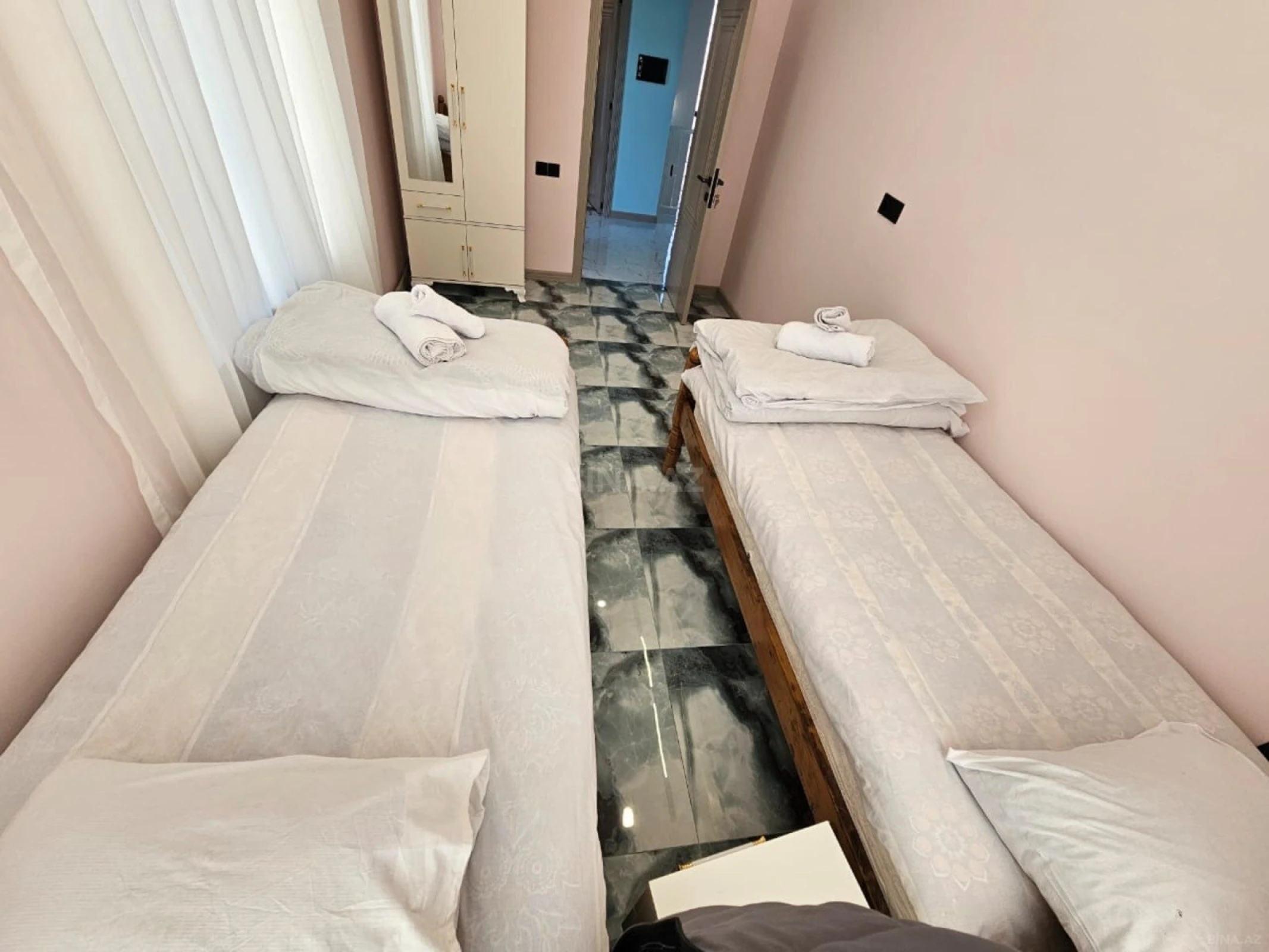 Kirayə verilir 6 otaqlı həyət evi 200 m²