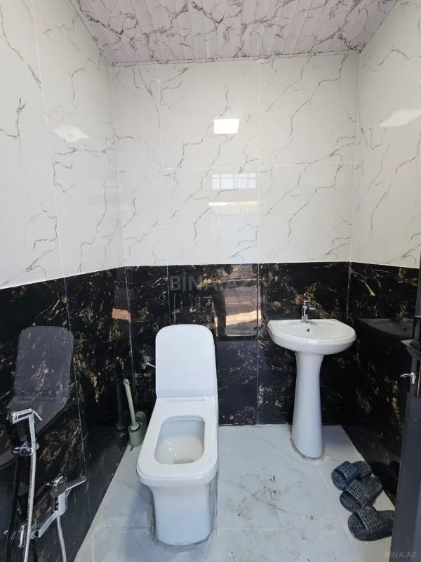 Kirayə verilir 6 otaqlı həyət evi 200 m²