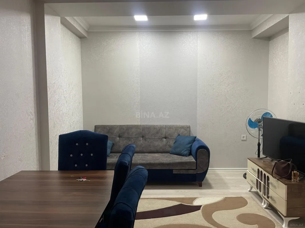 Kirayə verilir 2 otaqlı mənzil 55 m²